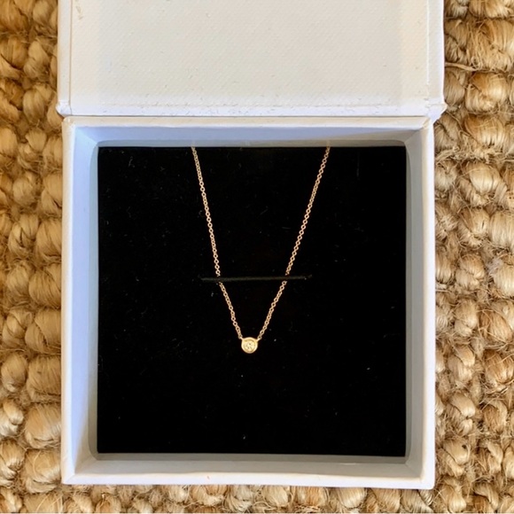 Mejuri diamond necklace- best seller - Picture 3 of 5